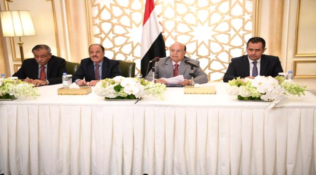 
                     الرئيس هادي يرأس اجتماعا لمجلس النواب لأول مرة منذ 4 سنوات ويصدر توجيهات هامة "شاهد صور"