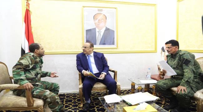 
                     وزير الداخلية يلتقي مدير شرطة العاصمة المؤقتة عدن