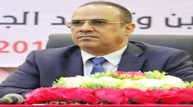 
                     وزير الداخلية الميسري : نقر بالهزيمة ونبارك للأشقاء في الامارات النصر علينا