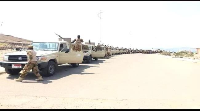 
                     قوات الإنتقالي تنسحب من آخر معسكراتها المحيطة بمدينة عتق