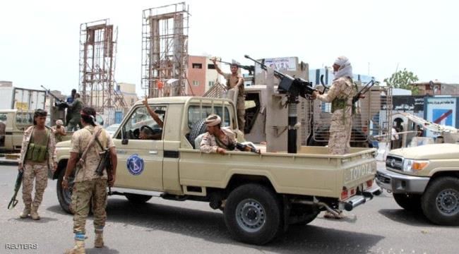 
                     محسن الوالي يعلق على أنباء ايقاف قيادة التحالف في عدن صرف رواتب الحزام الأمني 