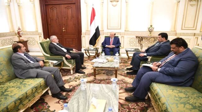 
                     الرئيس هادي يستقبل رئيس المحكمة العليا ووزير العدل