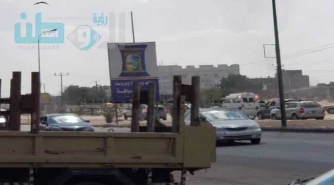
                     عاجل : وصول عدد من القيادات العسكرية المصابة الى #عدن  