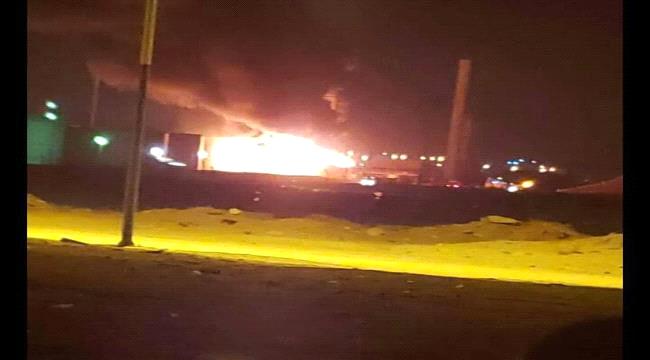 
                     مسؤولون بمصافي عدن يؤكدون تمكنهم من السيطرة على الحريق ويوضحون الأسباب المحتملة للحريق
