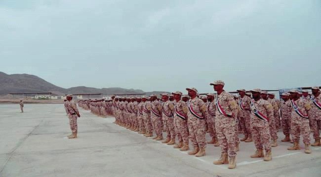 
                     الإمارات تواصل بناء جيش مناطقي يخدم أهدافها الخفية في #اليـمن