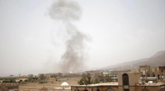 
                     #التحالف يرد على قصف #الحوثيين ل #مطار_أبها بضرب معسكرات في #صنعاء