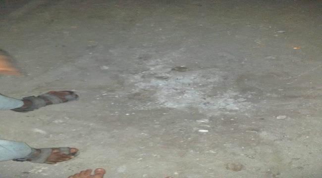 
                     إنفجار عبوة ناسفة بجانب منزل مسؤول في وزارة الداخلية بالعاصمة المؤقتة عدن 