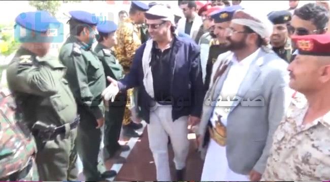 
                     شاهد لحظة وصول #الميسري والوفد المرافق له إلى محافظة ##مـأرب(فيديو)