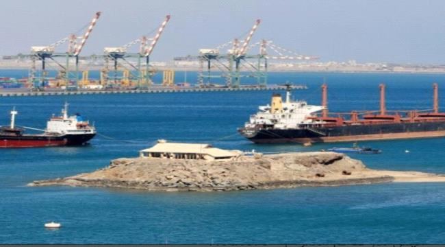 
                     مسؤول حكومي يكشف حقيقة نقل الإمارات المصابين بكورونا إلى عدن