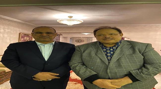 
                     الميسري يلتقي الرئيس اليمني الأسبق علي ناصر محمد بالقاهرة