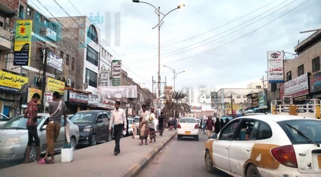 
                     أفران العاصمة عدن تقرر إيقاف بيع أقراص الروتي وإغلاق أبوابها لهذا السبب !