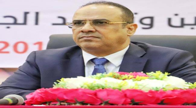
                     الوليدي يدعو نائب رئيس الوزراء وزير الداخلية للعودة الى العاصمة عدن 
