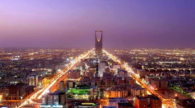 
                     السعودية تتجاهل طلب الانتقالي بالتوضيح وتدعو لتنفيذ اتفاق الرياض بعيدا عن التصعيد و المهاترات الإعلامية