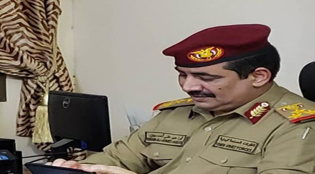 
                     نائب مدير مكتب القائد الأعلى للقوات المسلحة يعزي في وفاة مدير الخدمات الطبية بوزارة الدفاع العميد الجفري