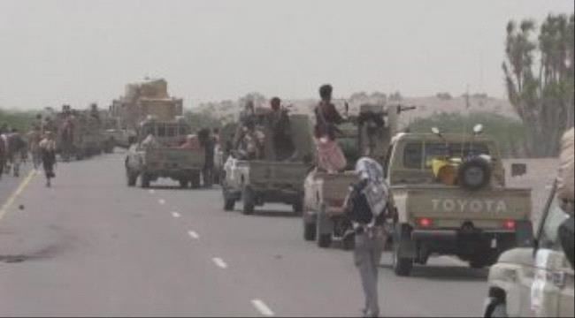 
                     عرض عسكري لقوات حكومية في شقرة وسط تهديدات بدخول عدن‎
