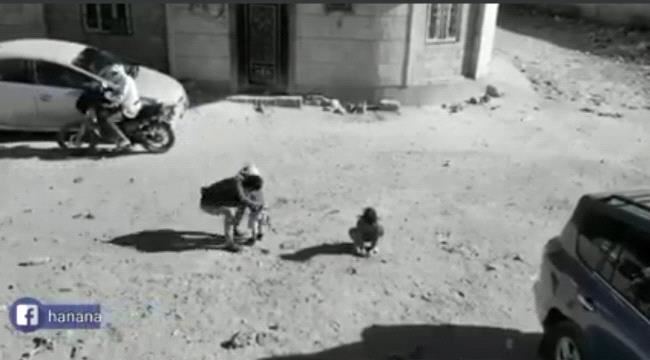 كاميرا مراقبة توثق حادثة خطف طفل بصنعاء شاهد صور